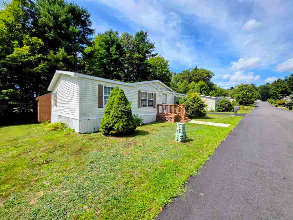 Photo of 56 Deer Run Lane #31, Northwood, NH 03261 (MLS # 5106039)