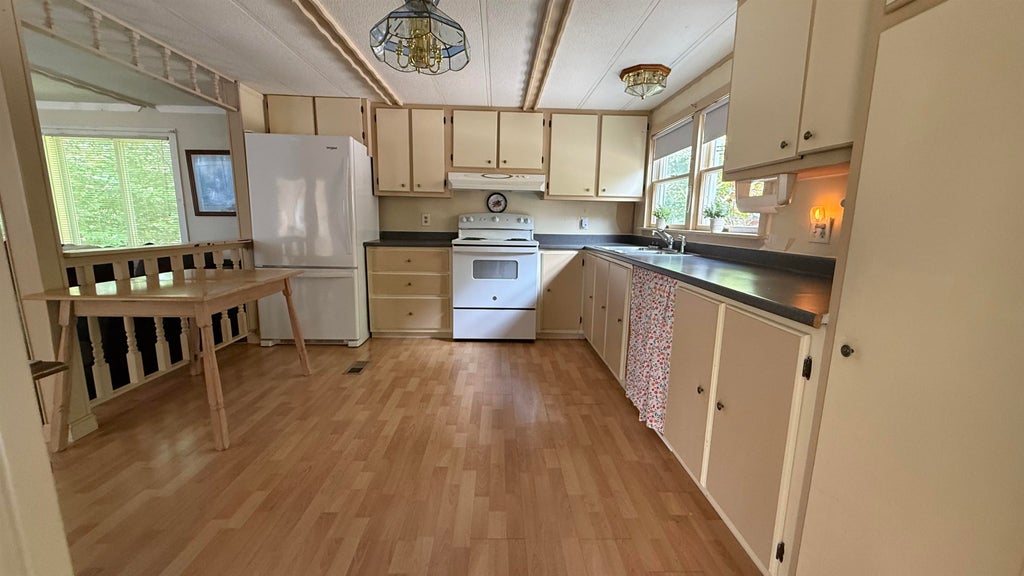 Photo of 40 Hampton Road #C24, Exeter, NH 03833 (MLS # 5108972)