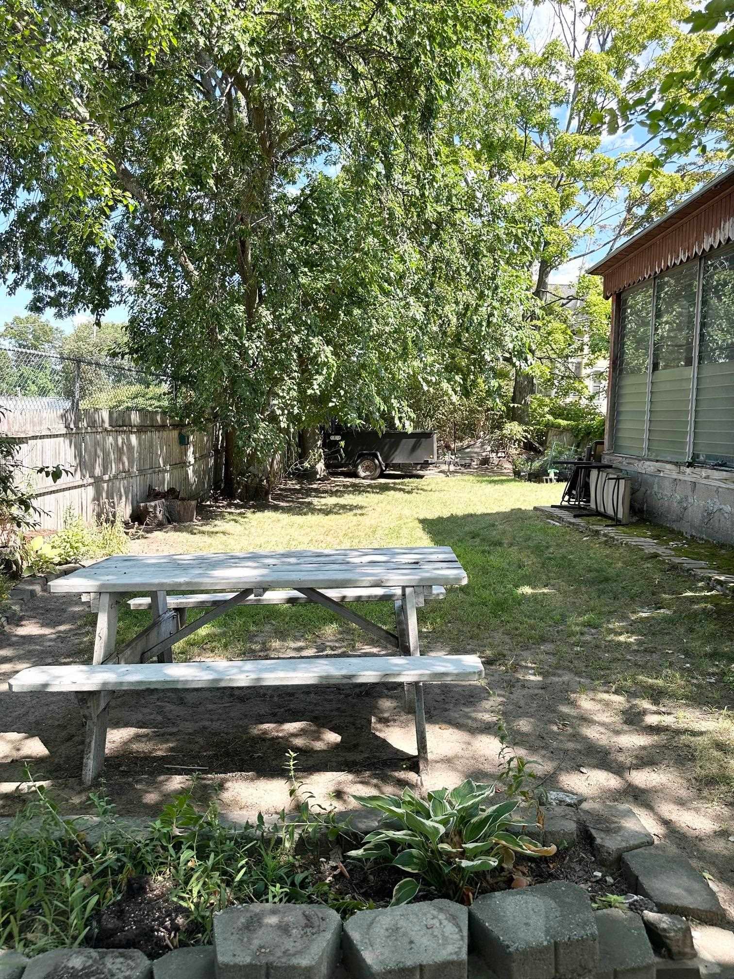 14 Sterling Avenue