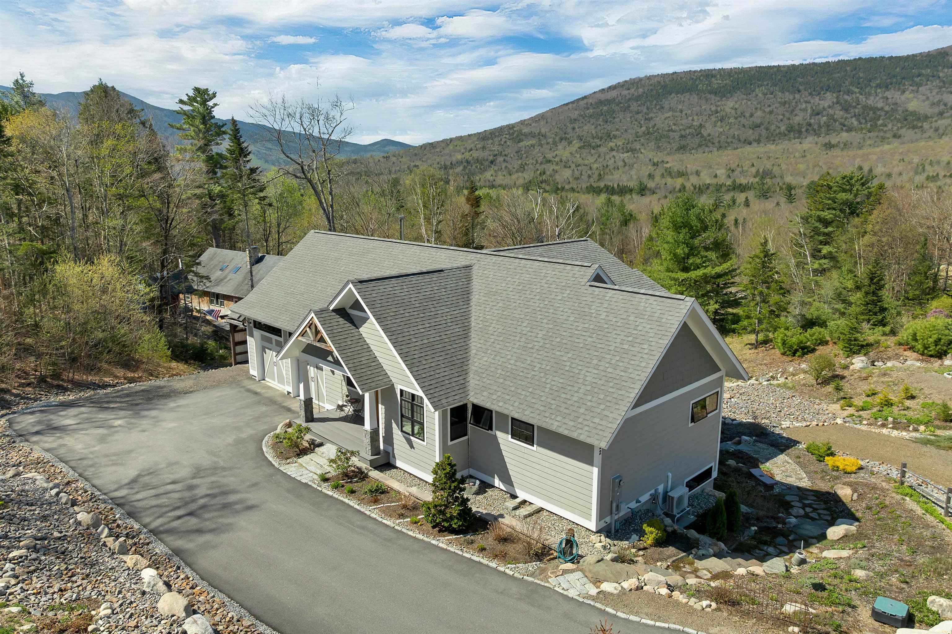 22 Cascade Ridge Road