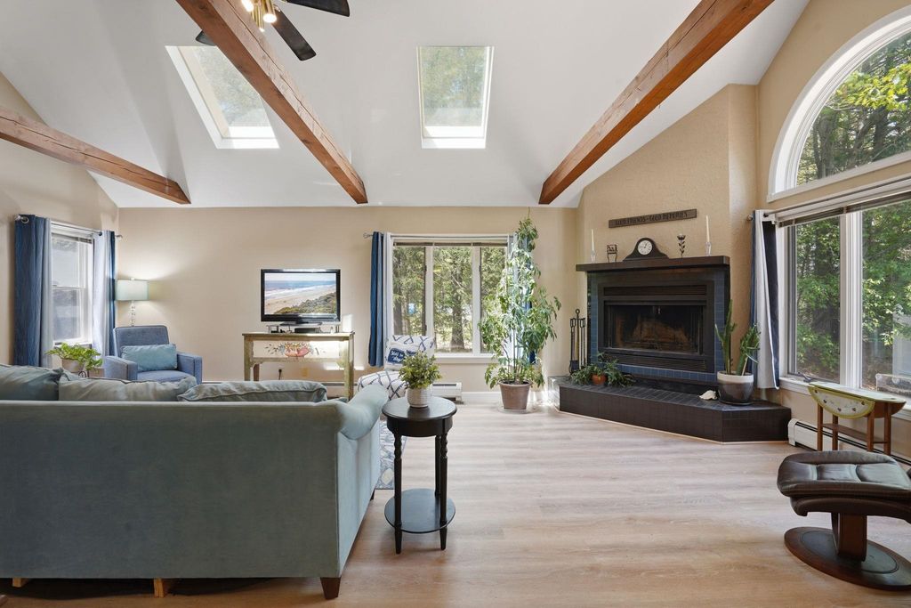 Photo of 3 Purington Lane #B, Hampton, NH 03842 (MLS # 5090079)