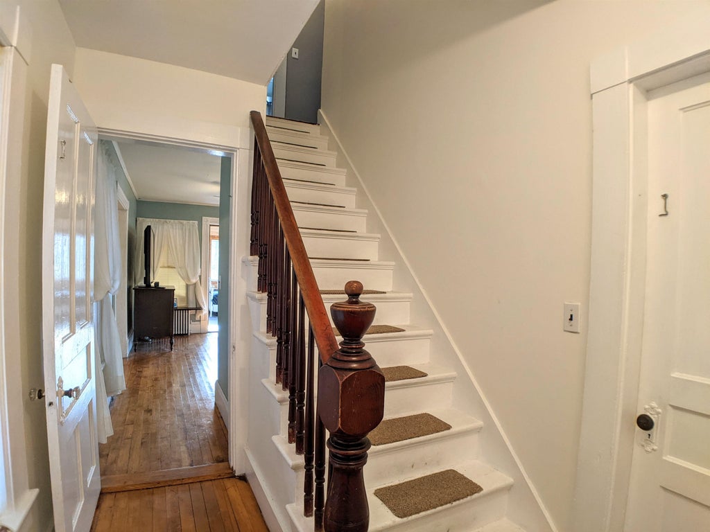 Photo of 667 Laconia Road, Tilton, NH 03276 (MLS # 5114108)