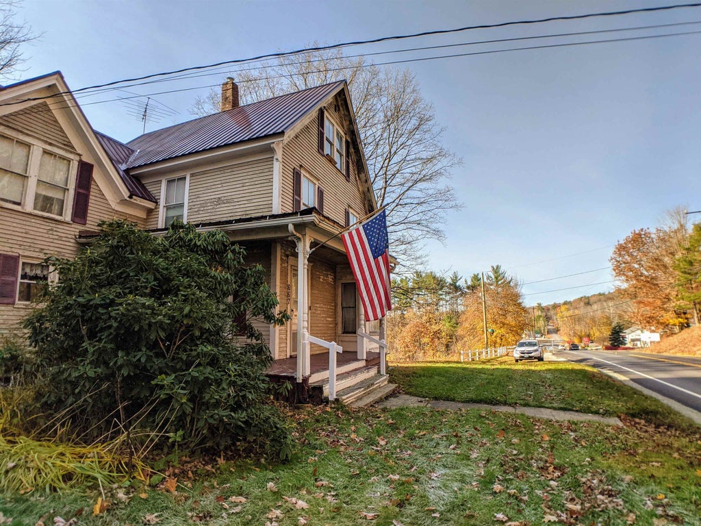 Photo of 667 Laconia Road, Tilton, NH 03276 (MLS # 5114108)