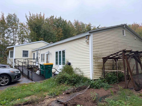 Photo of 784 Portland Street, Rochester, NH 03868 (MLS # 5111857)