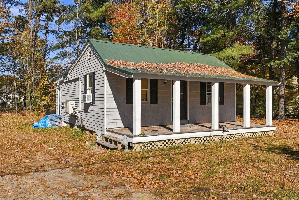 Photo of 6 ELDRIDGE Street, Concord, NH 03301 (MLS # 5115301)