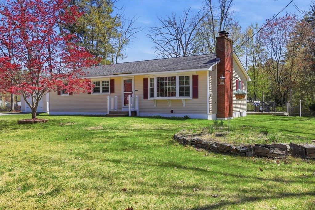 Photo of 24 Souhegan Drive, Merrimack, NH 03054 (MLS # 5087867)