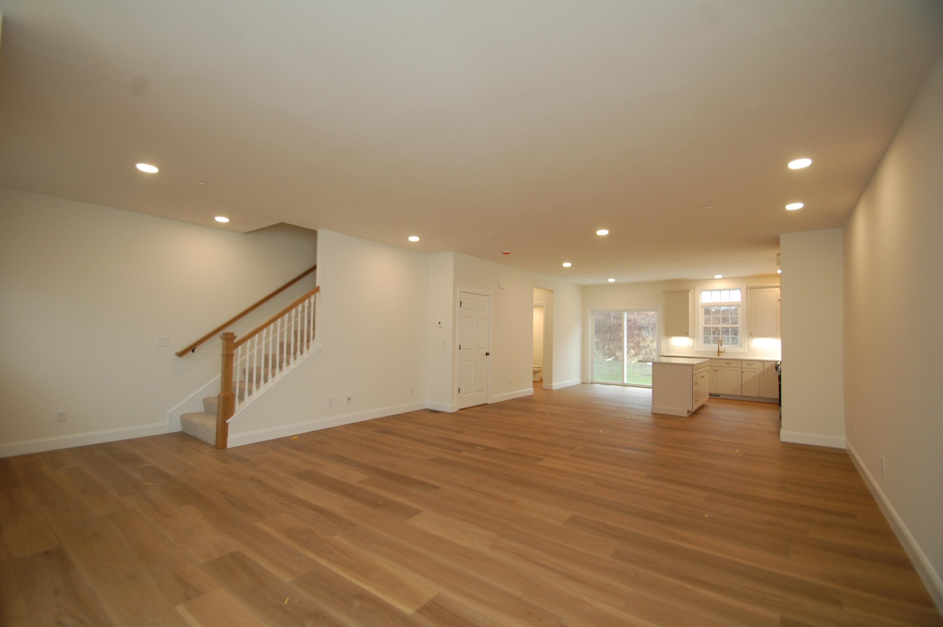 4C Dearborn Circle