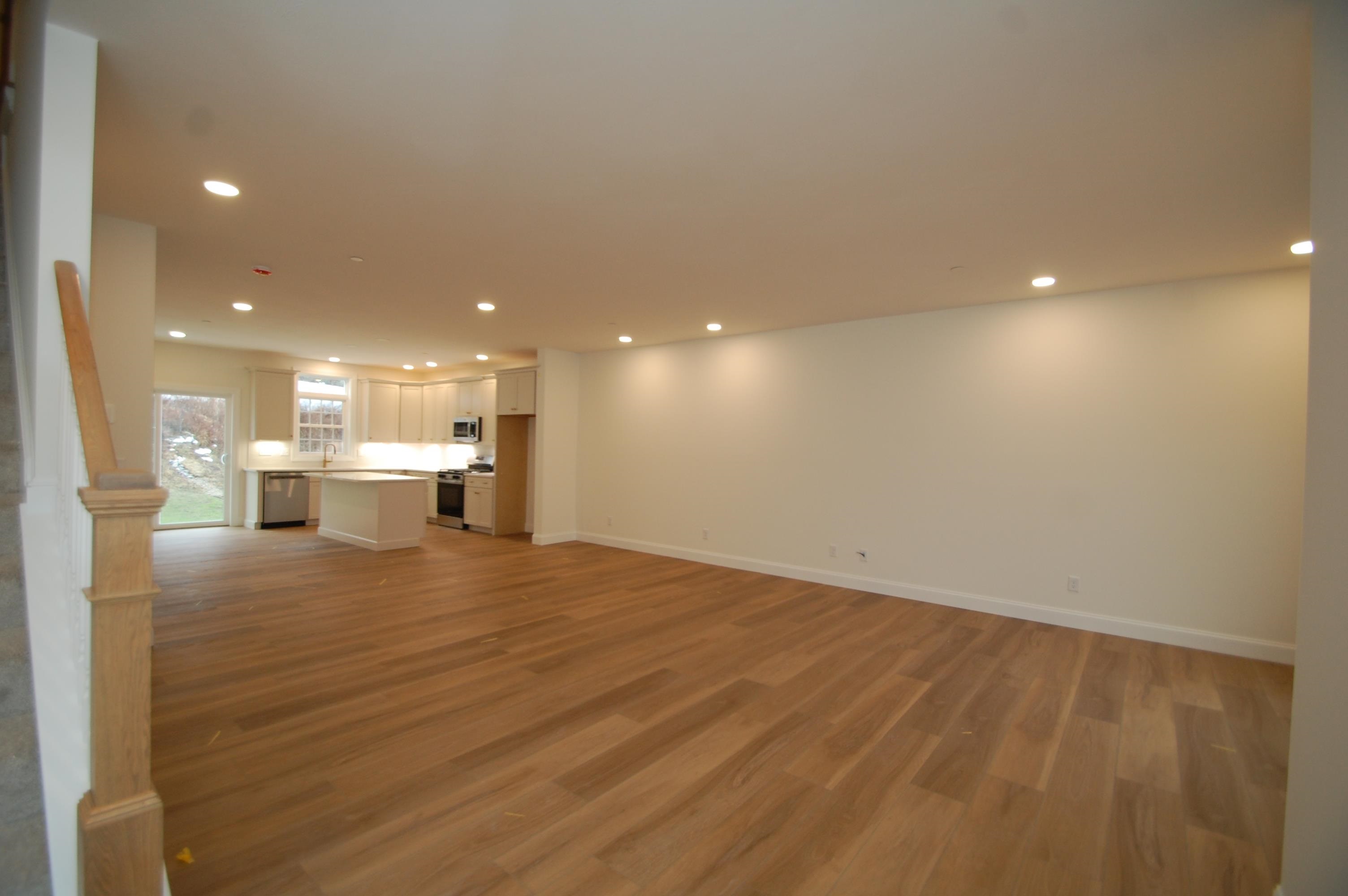 4C Dearborn Circle