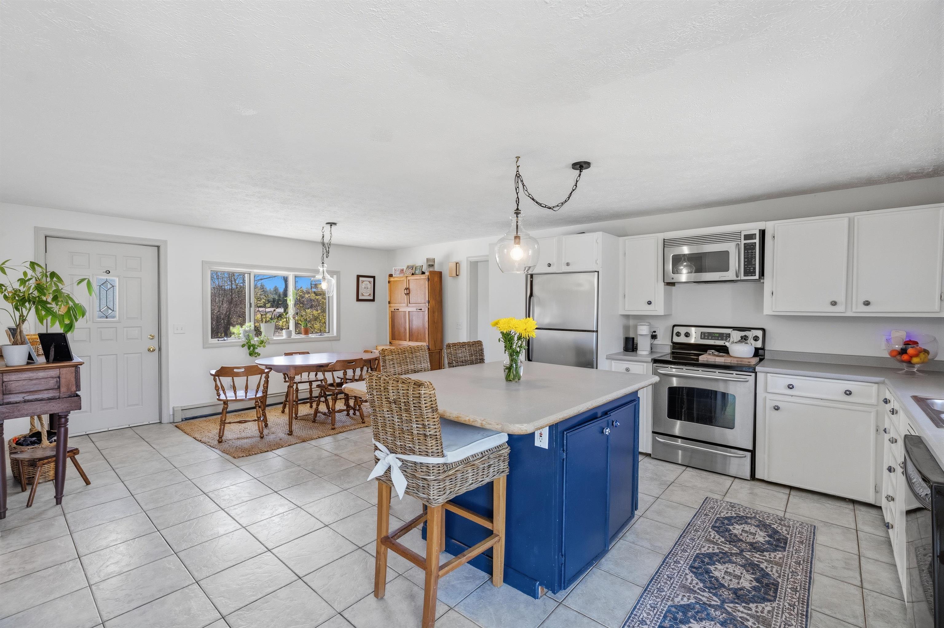506 Mammoth Road