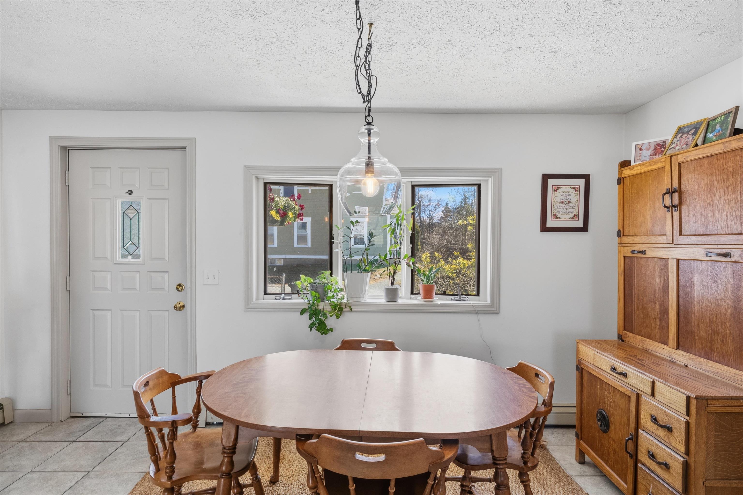 506 Mammoth Road