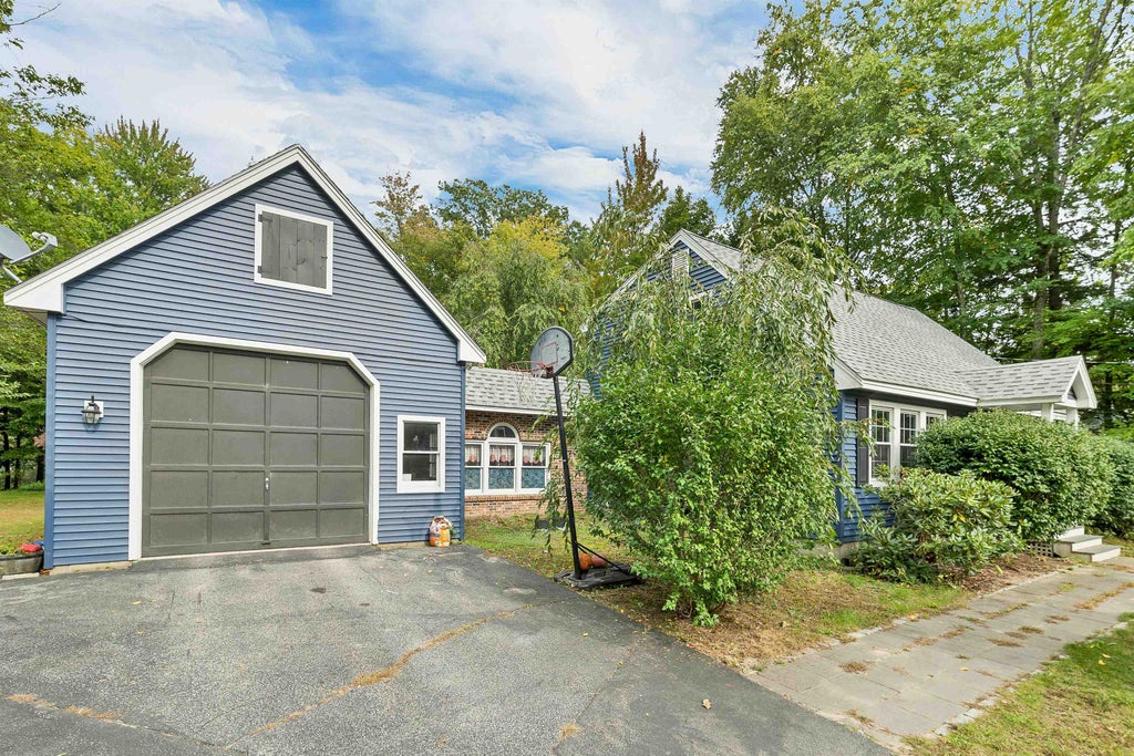 Photo of 74 Robbins Road, Wilton, NH 03086 (MLS # 5109559)