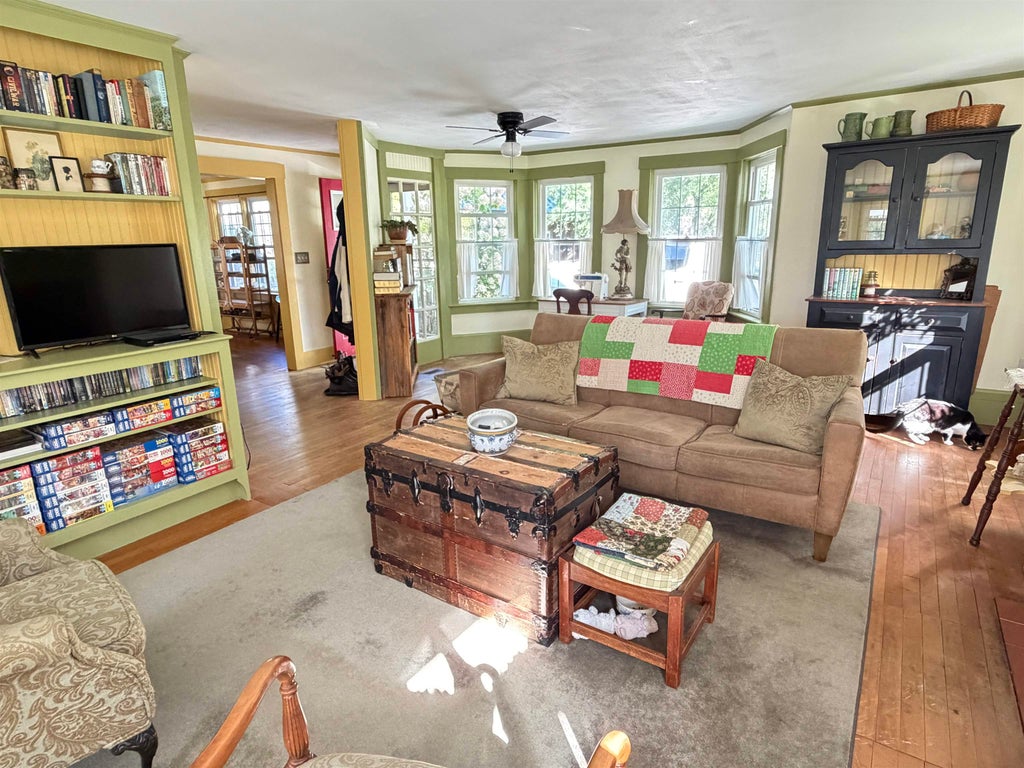 Photo of 147 W Lake Road, Fitzwilliam, NH 03447 (MLS # 5109929)