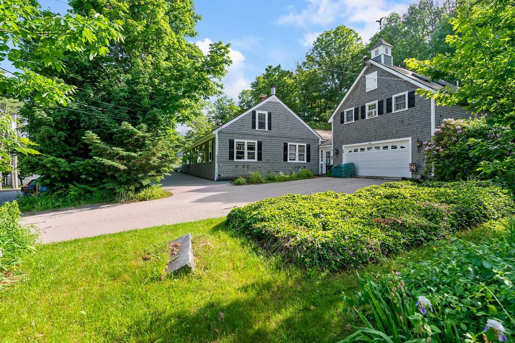 Photo of 24 Wilder Street, Peterborough, NH 03458 (MLS # 5095334)