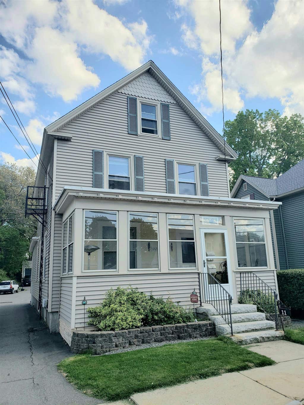 Photo of 11 Taylor Street, Nashua, NH 03060 (MLS # 5101497)