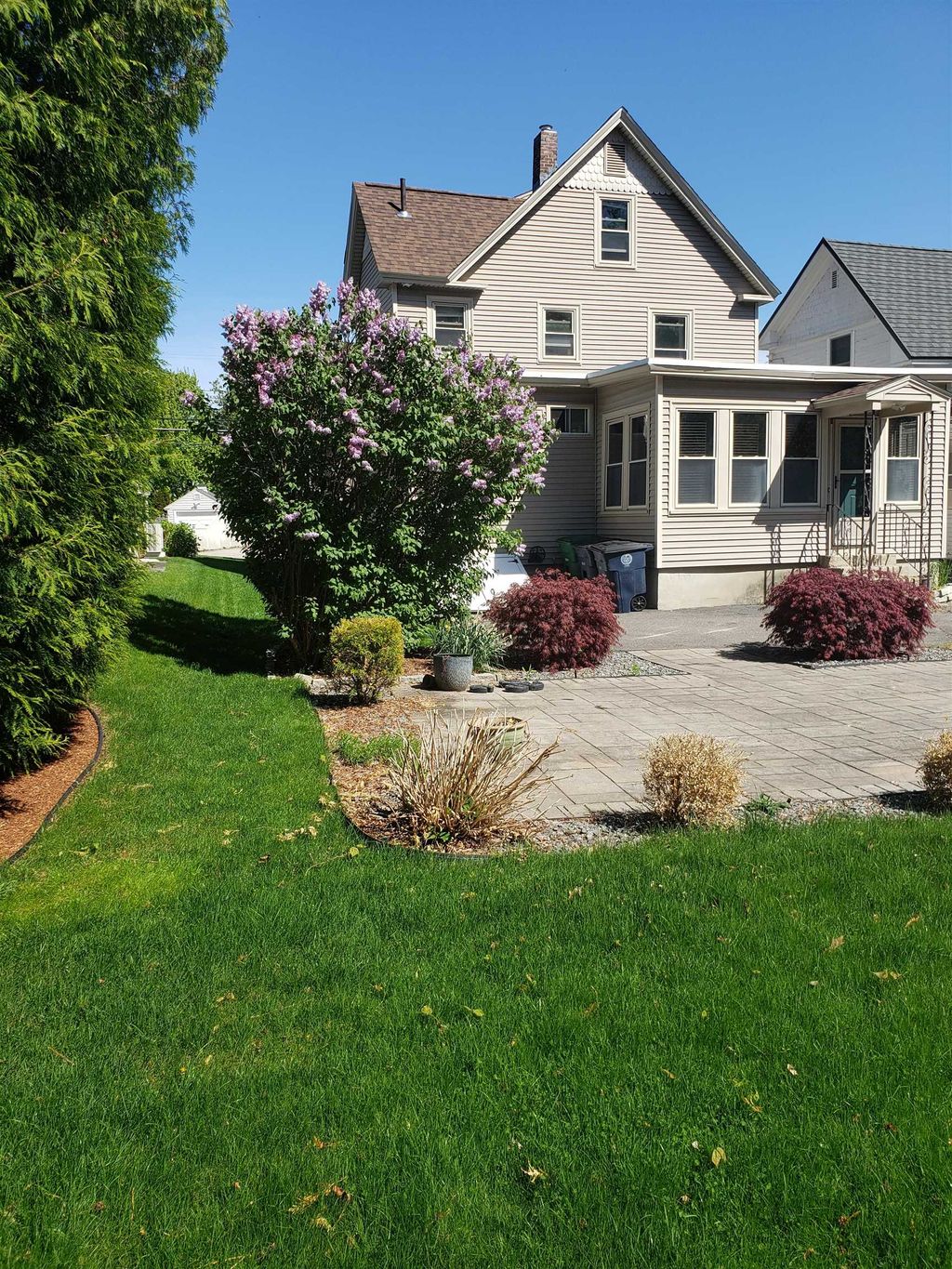 Photo of 11 Taylor Street, Nashua, NH 03060 (MLS # 5101497)