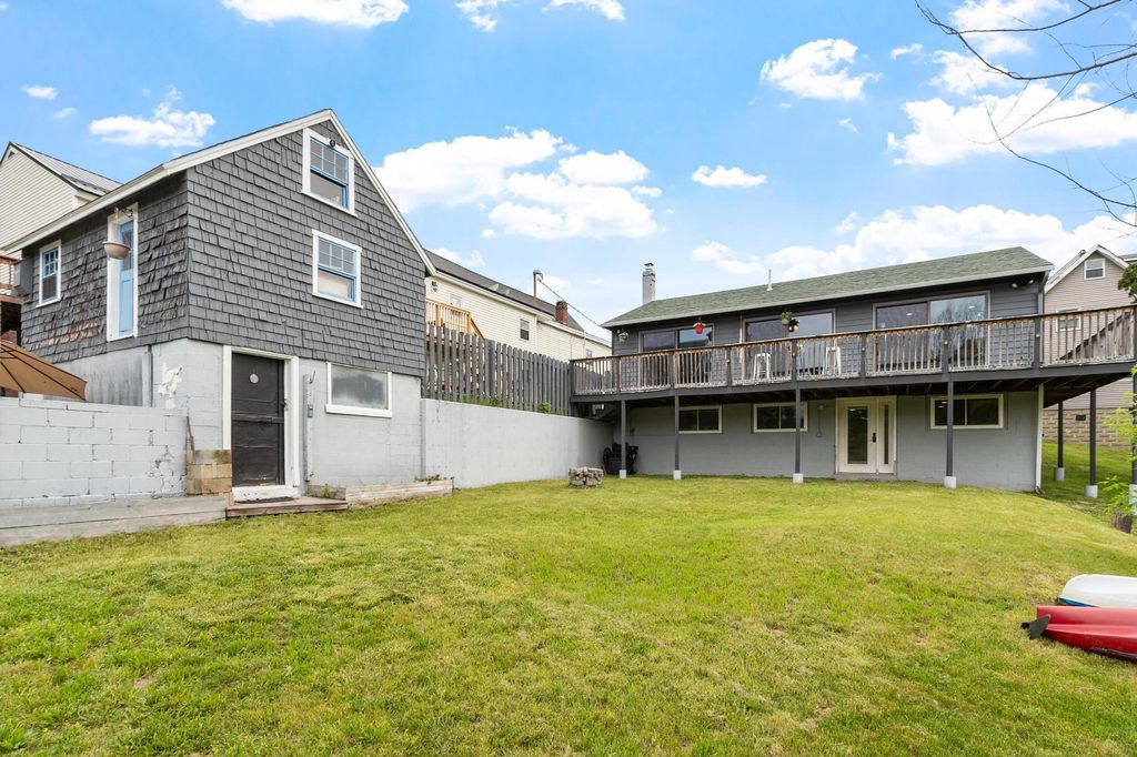 Photo of 31 Main Street, Raymond, NH 03077 (MLS # 5092050)
