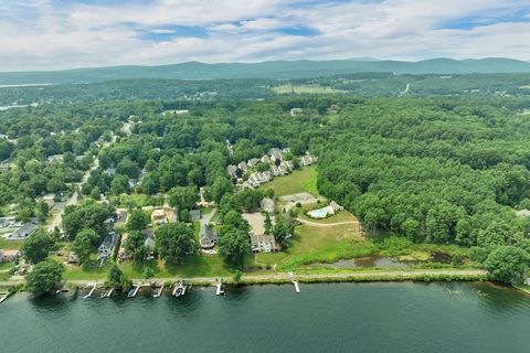 Photo of 34 Kristen Drive, Laconia, NH 03246 (MLS # 5100437)