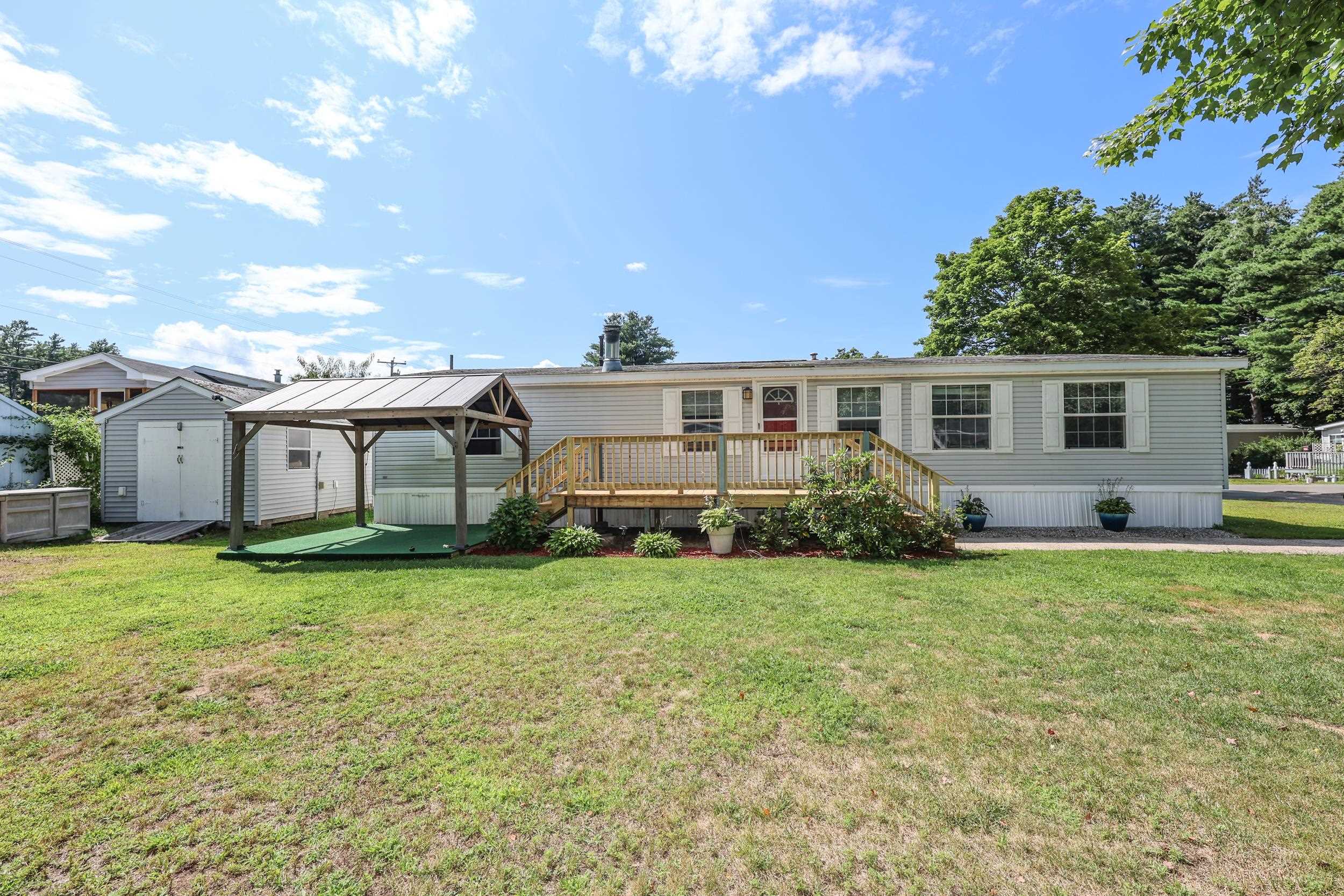 75 Pine Tree Terrace