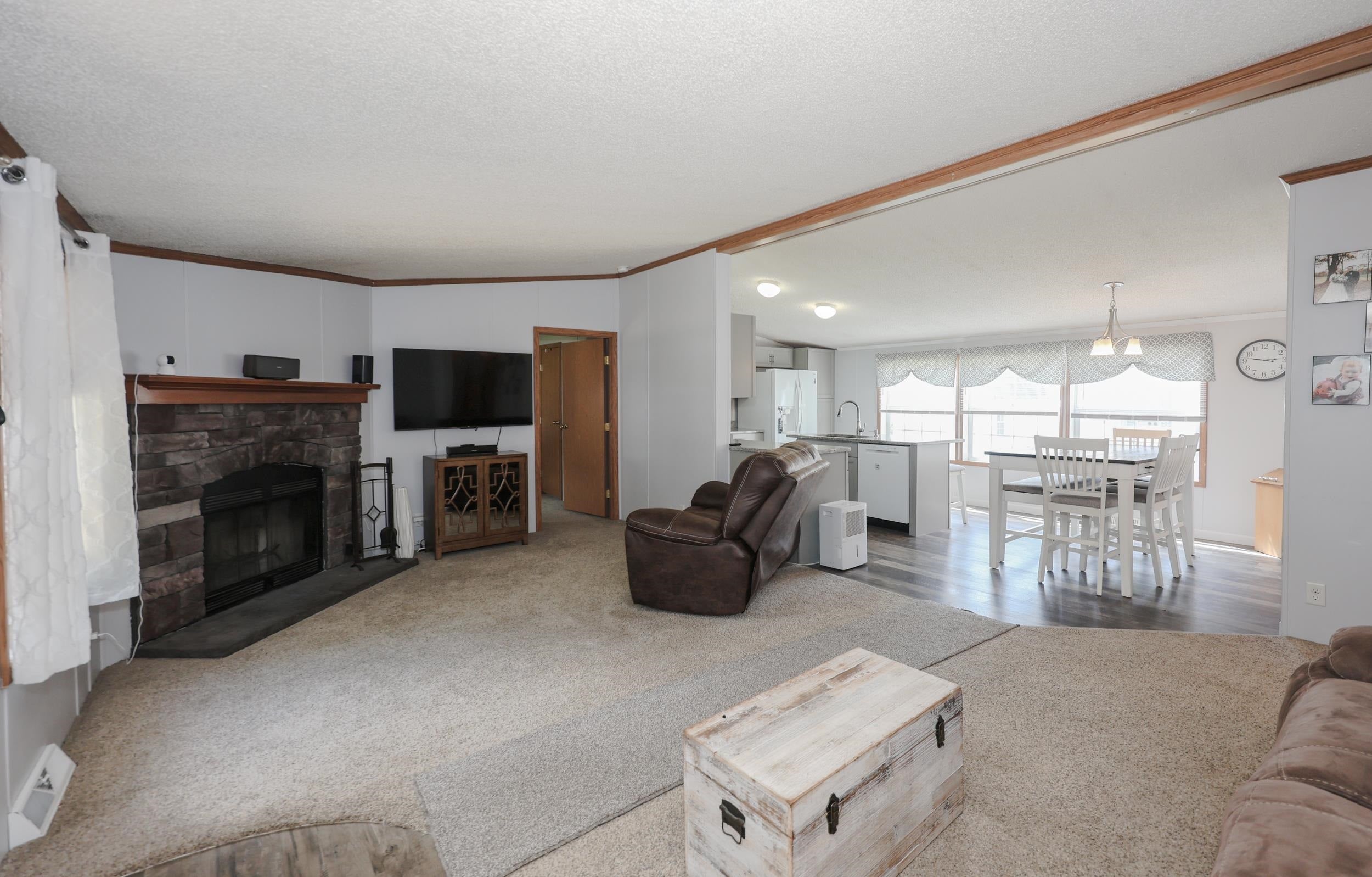 75 Pine Tree Terrace