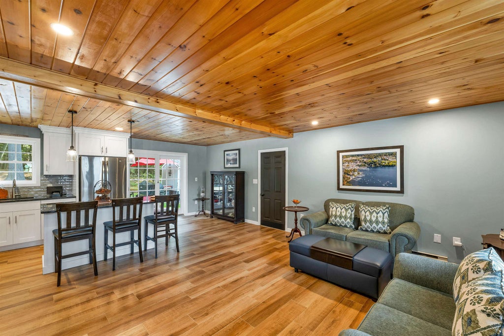 Photo of 11 Knoll Road, Wolfeboro, NH 03894 (MLS # 5110601)