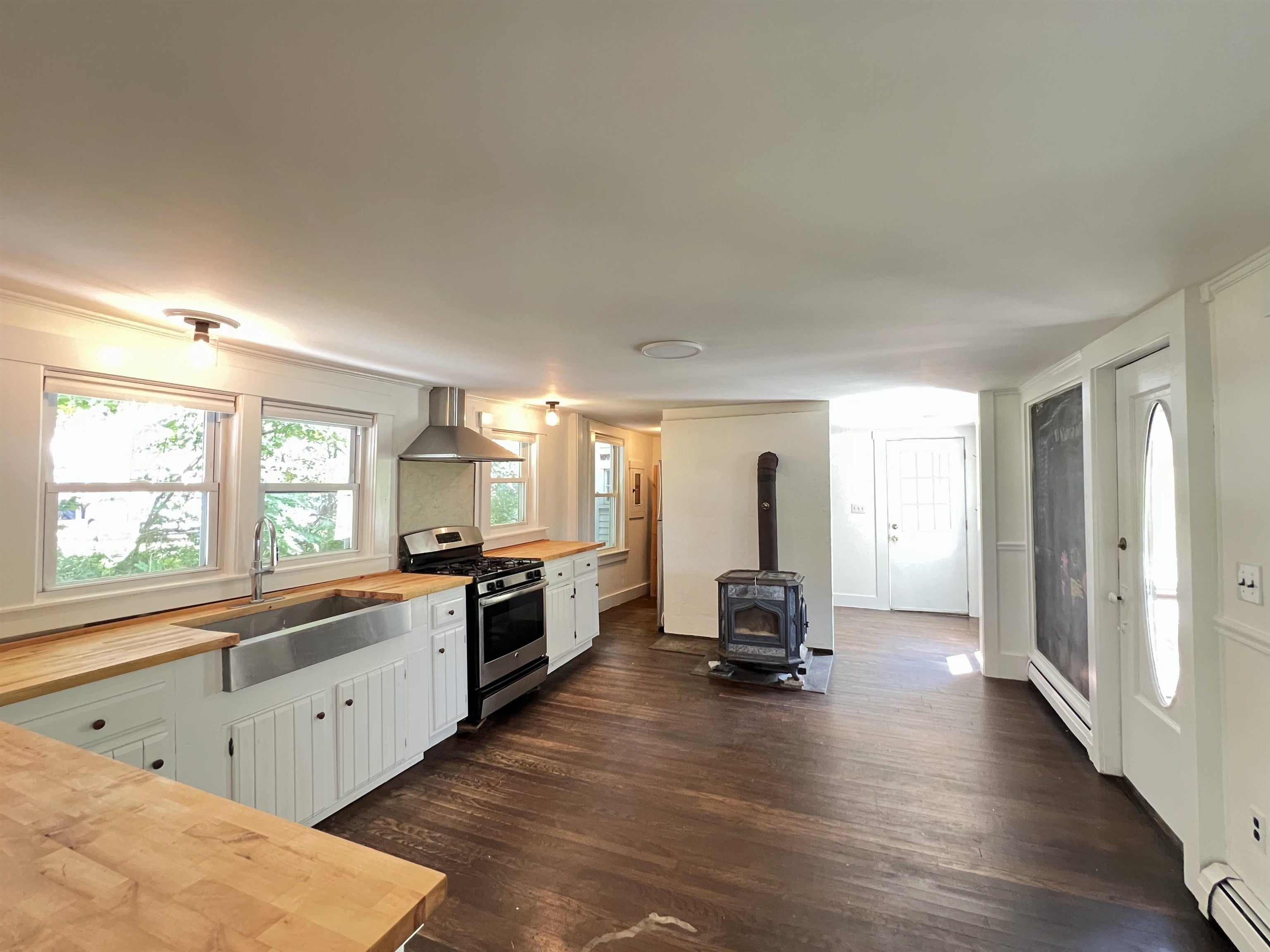 10 Pleasant Street