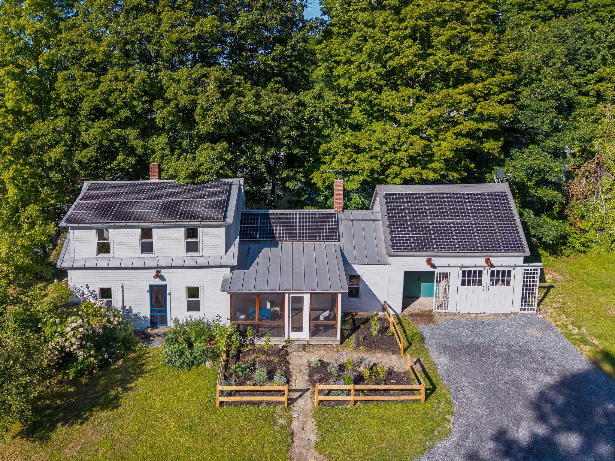 10 Pleasant Street