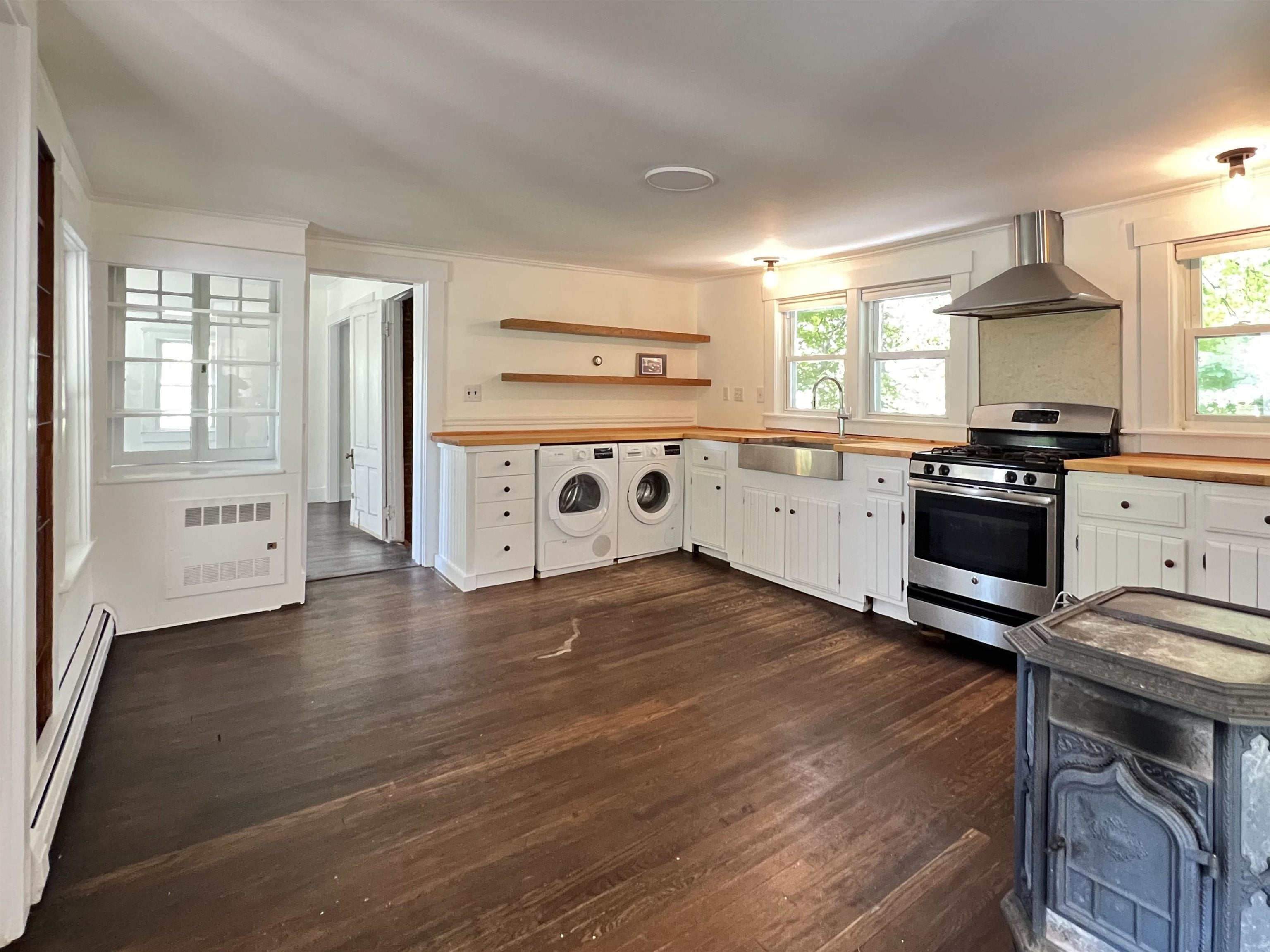 10 Pleasant Street
