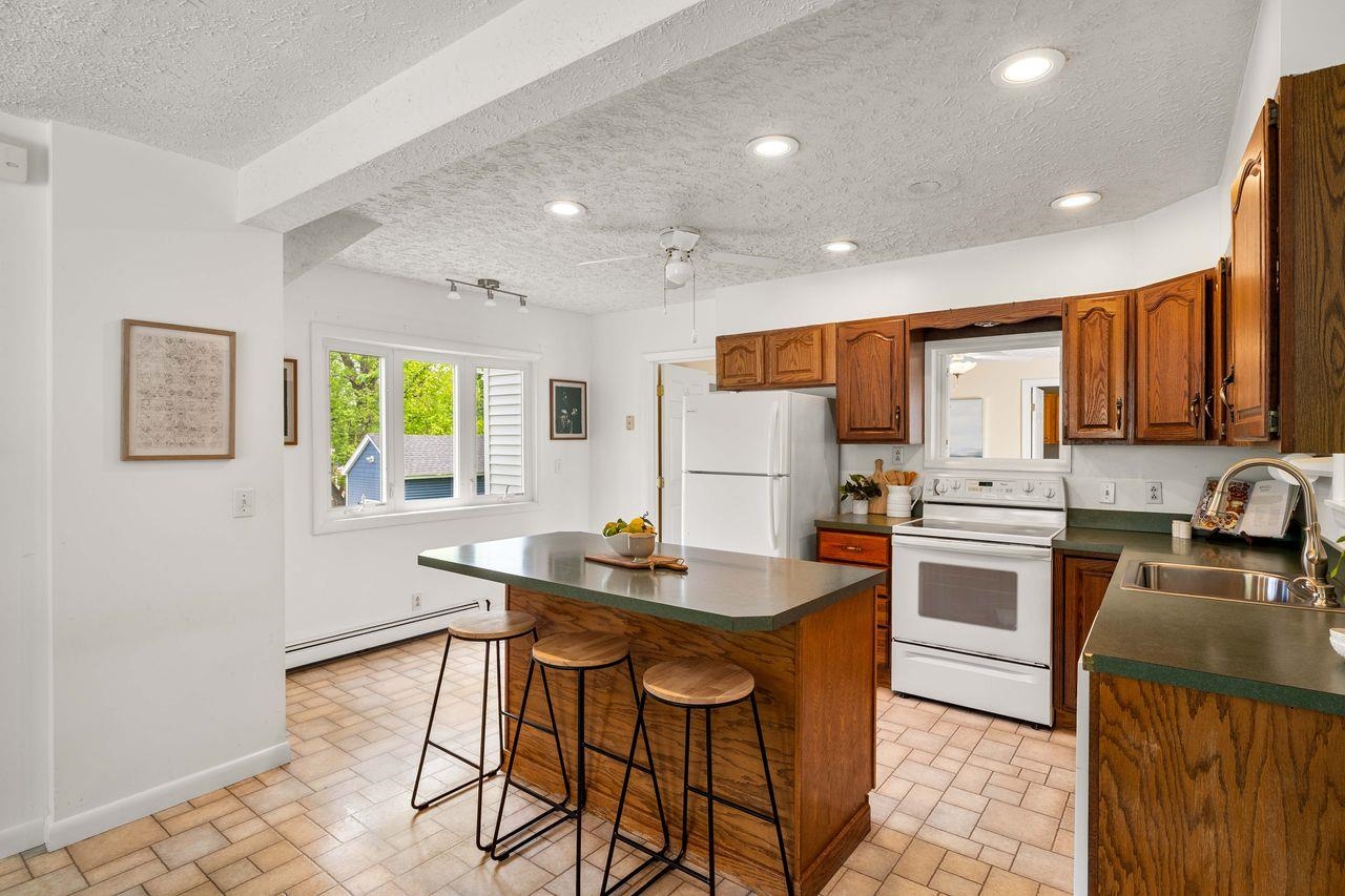8 Maplewood Avenue
