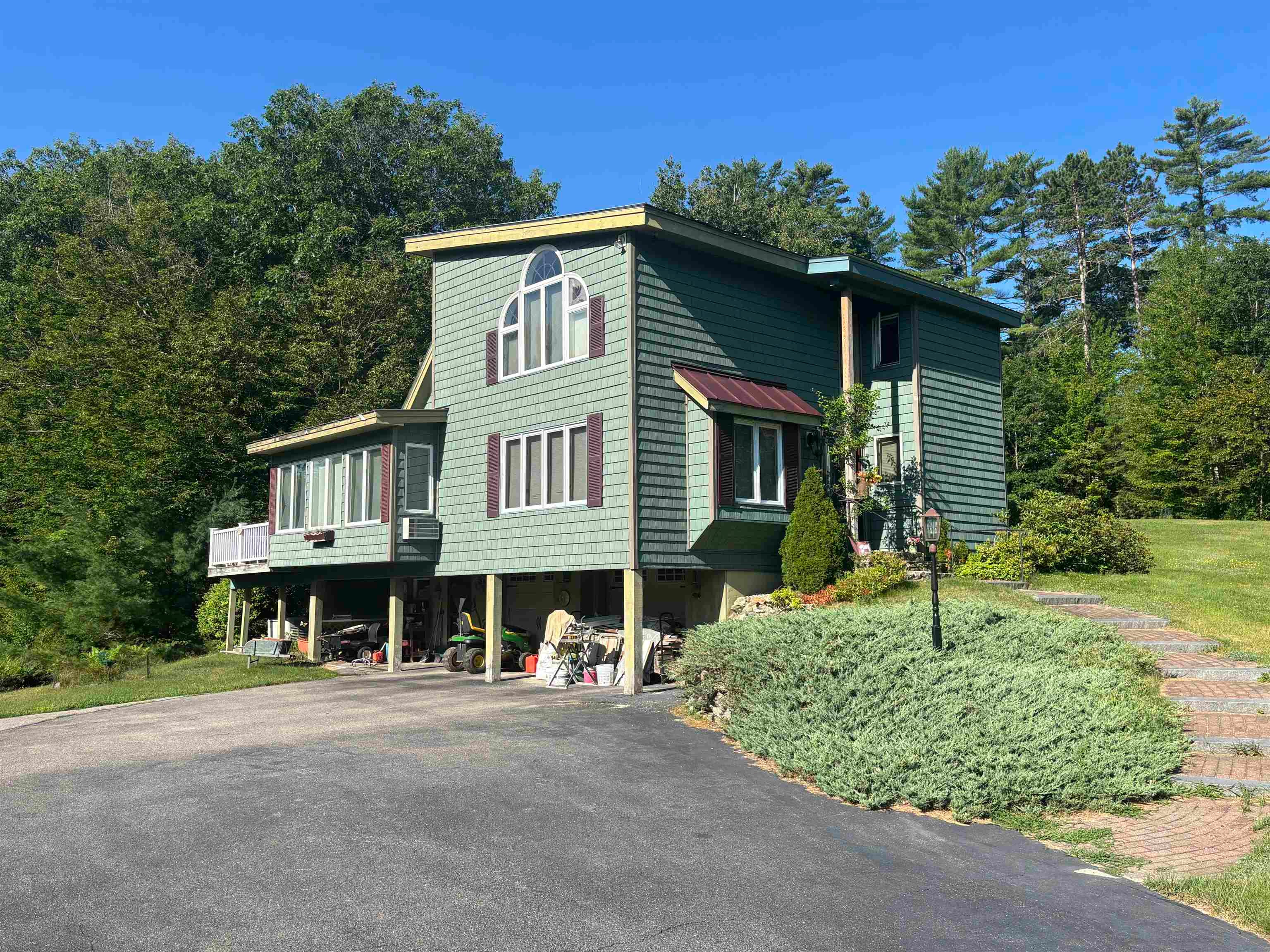 339 Burnham Road