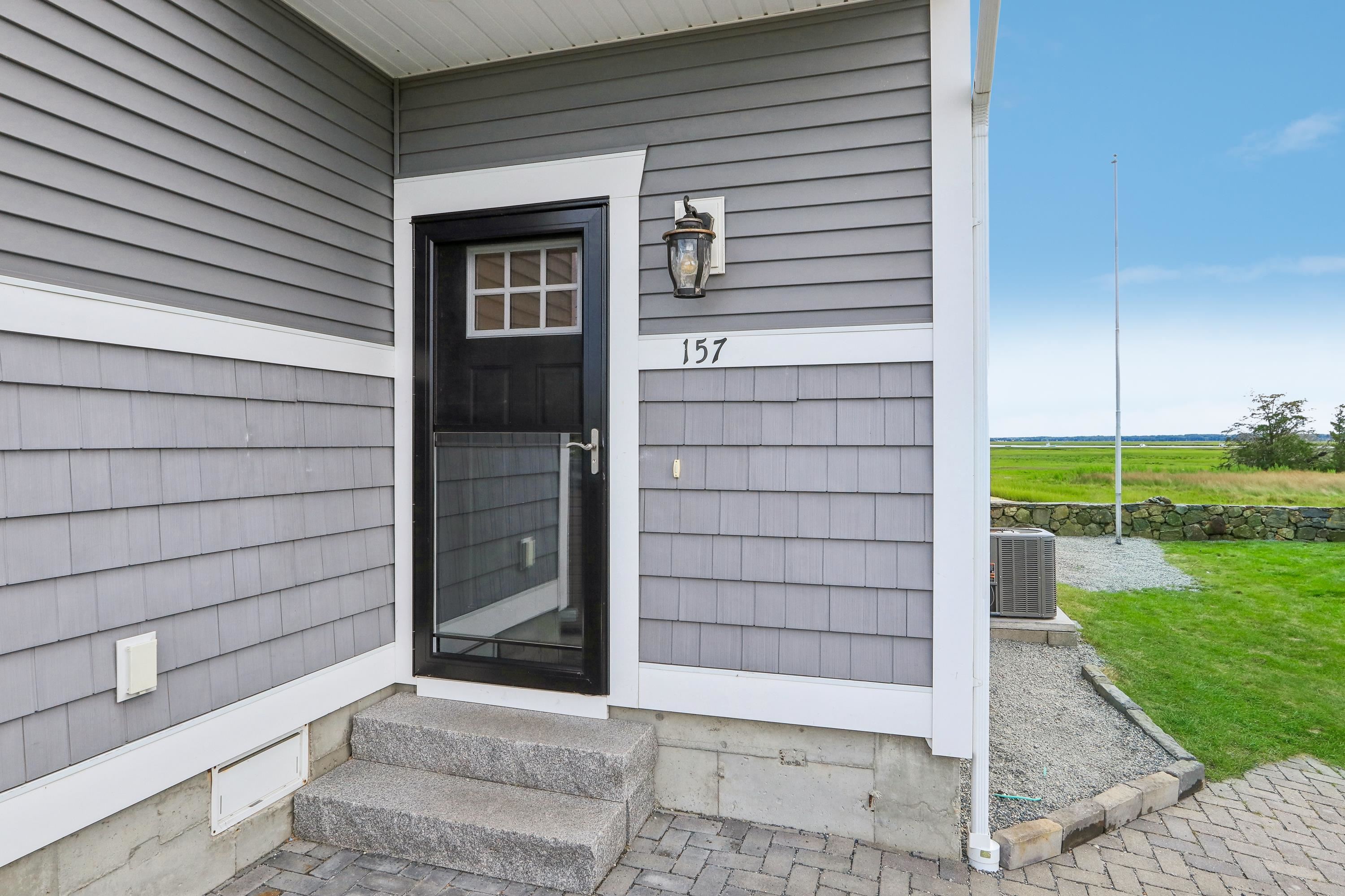 155 Island Path B