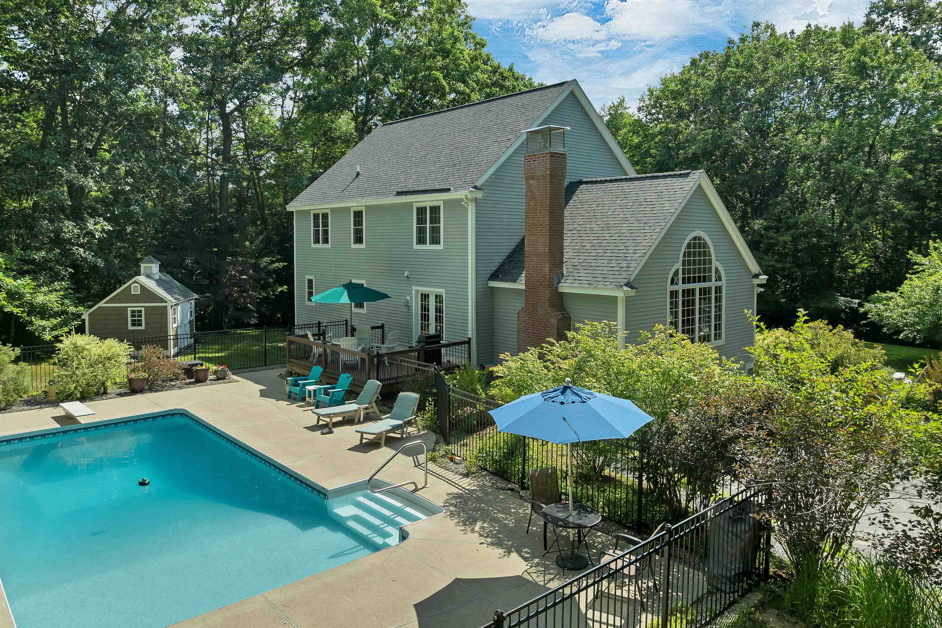 52 Riverdale Road