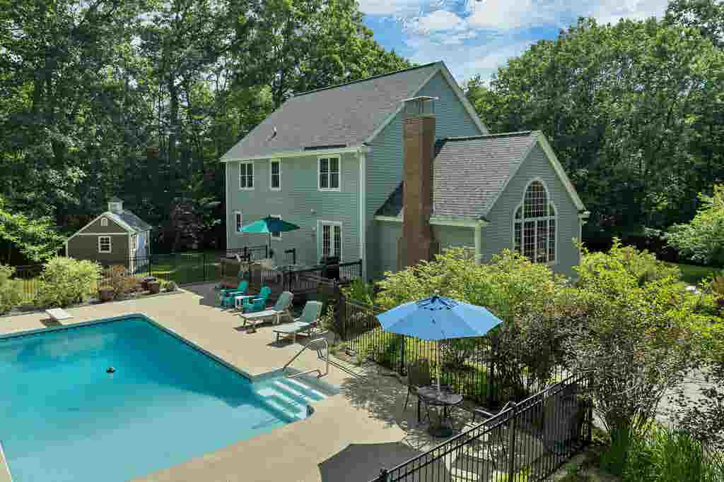 Photo of 52 Riverdale Road, New Boston, NH 03070 (MLS # 5100850)