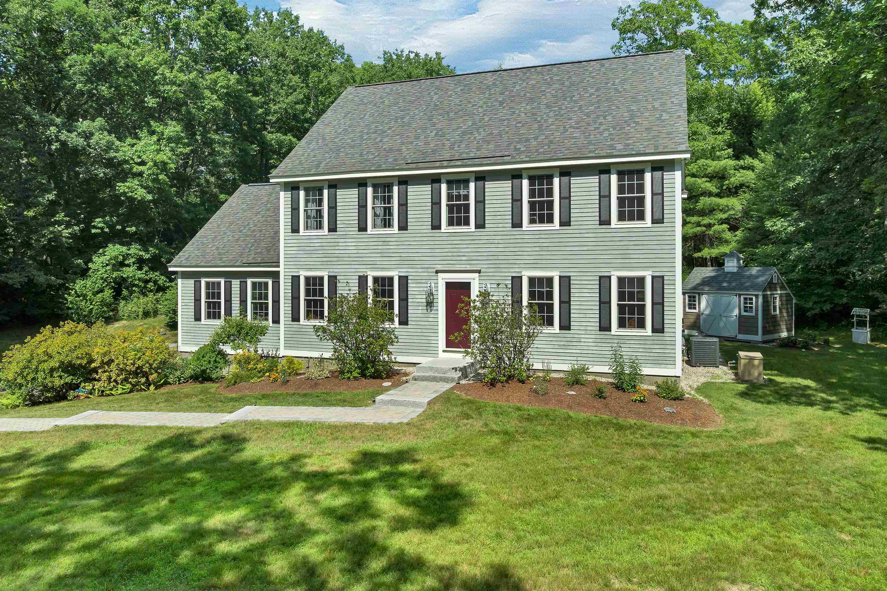 52 Riverdale Road