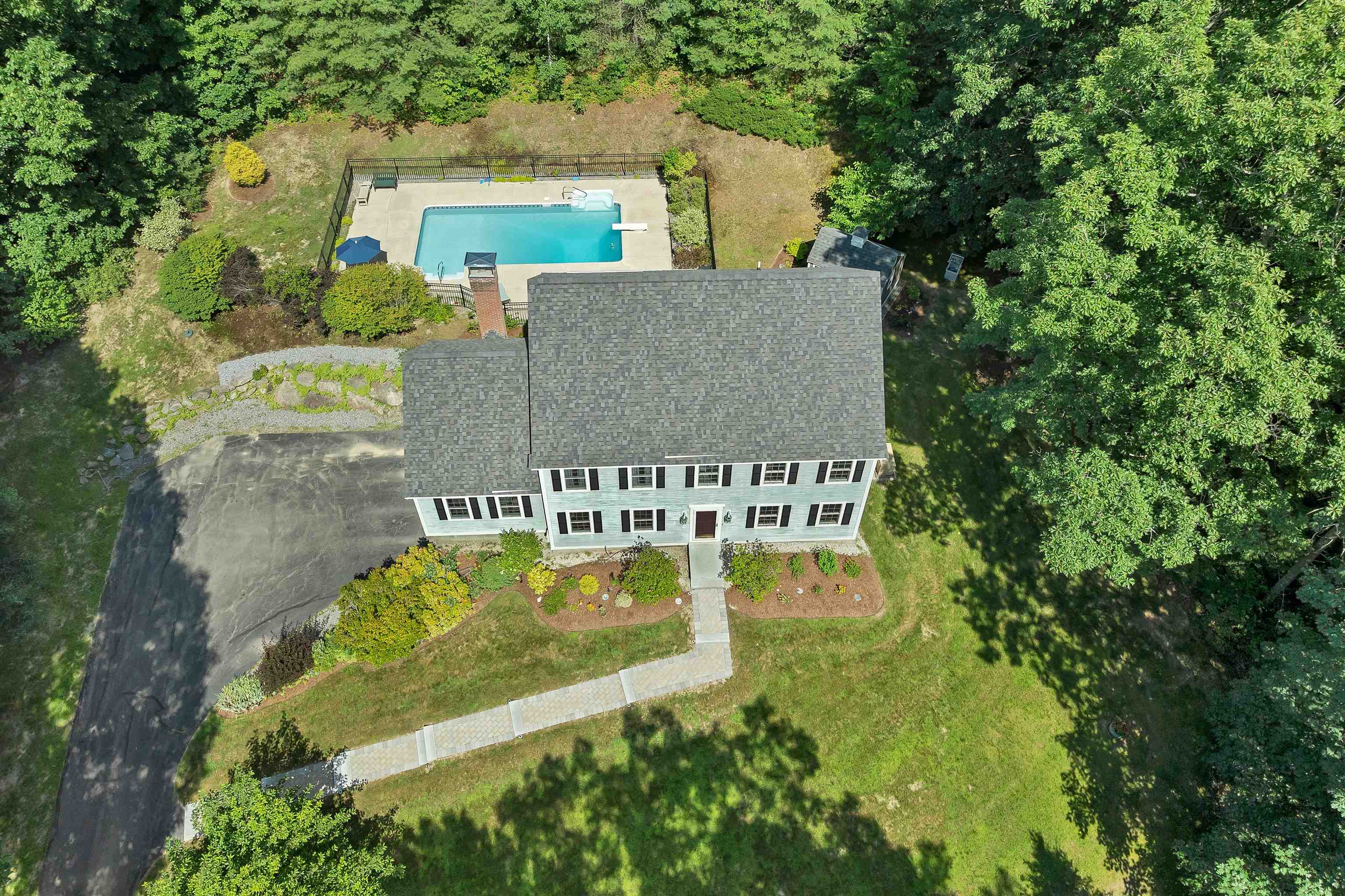 52 Riverdale Road