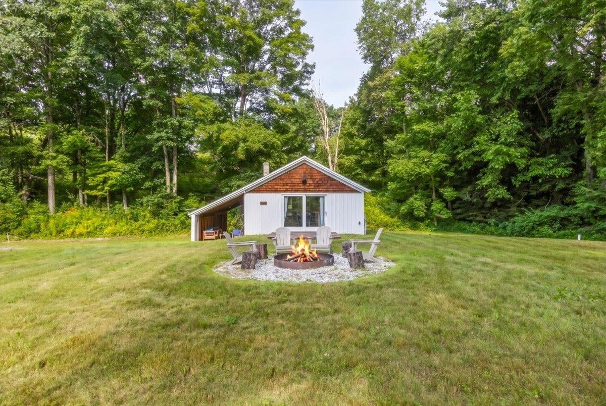 288 River Road