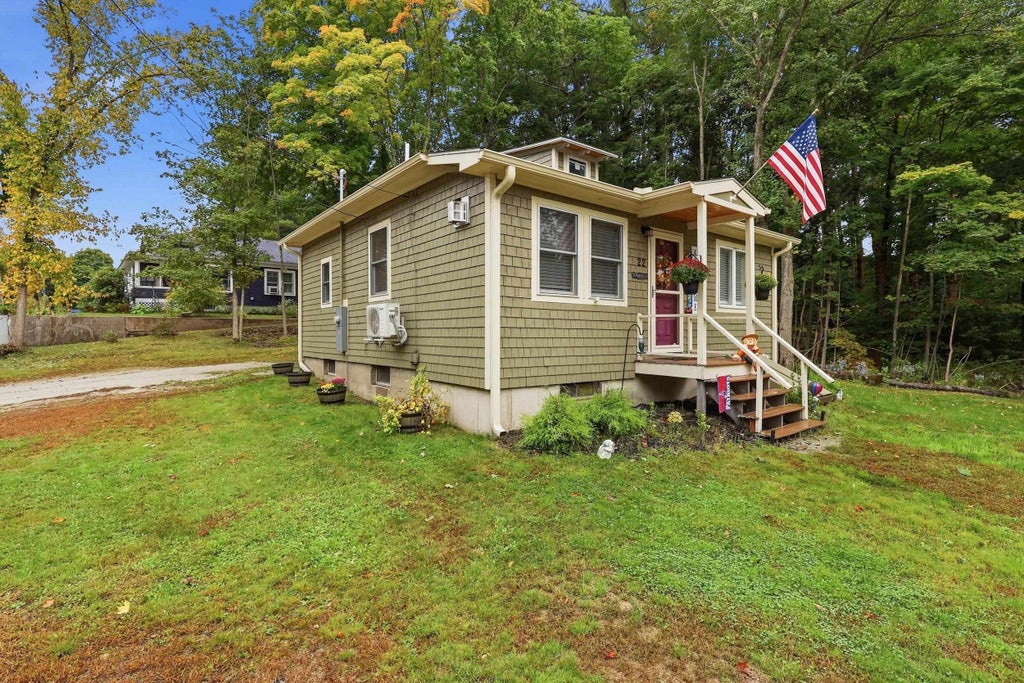Photo of 22 Gray Avenue, Farmington, NH 03835 (MLS # 5112426)