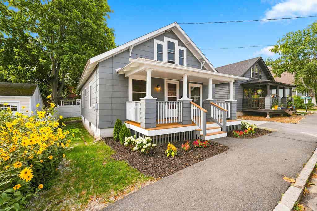 Photo of 9 Washington Street, Concord, NH 03301 (MLS # 5104387)