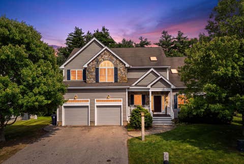 Photo of 21 Daylily Drive, Nashua, NH 03062 (MLS # 5105144)