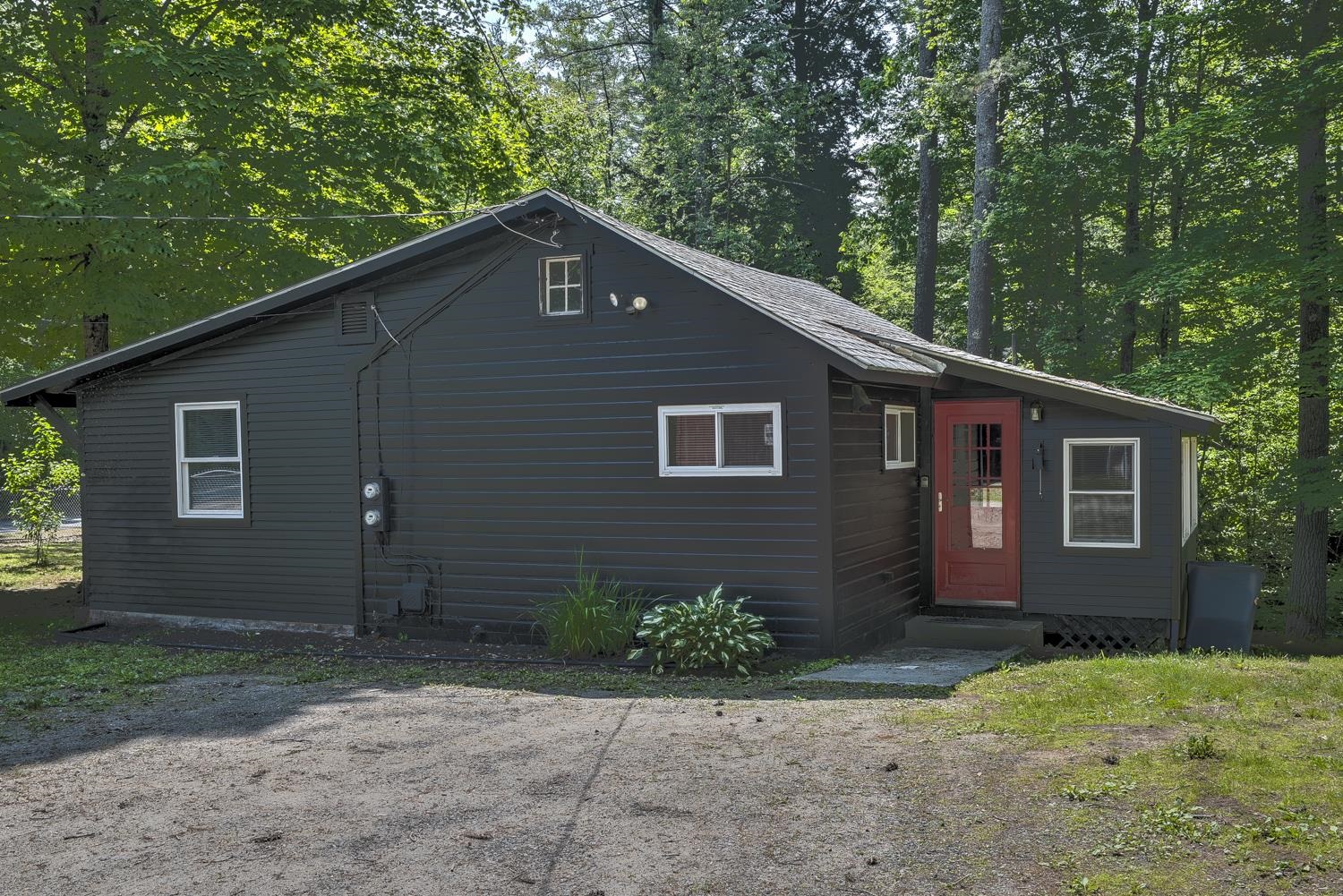49 Forest Lake Circle
