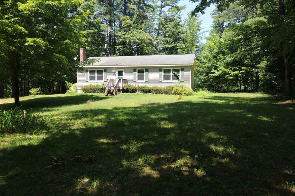 Photo of 623 Gilmore Pond Road, Jaffrey, NH 03452 (MLS # 5097476)