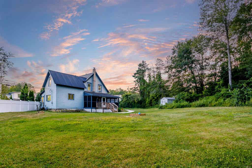 Photo of 54 Elm Street, Concord, NH 03303 (MLS # 5102173)