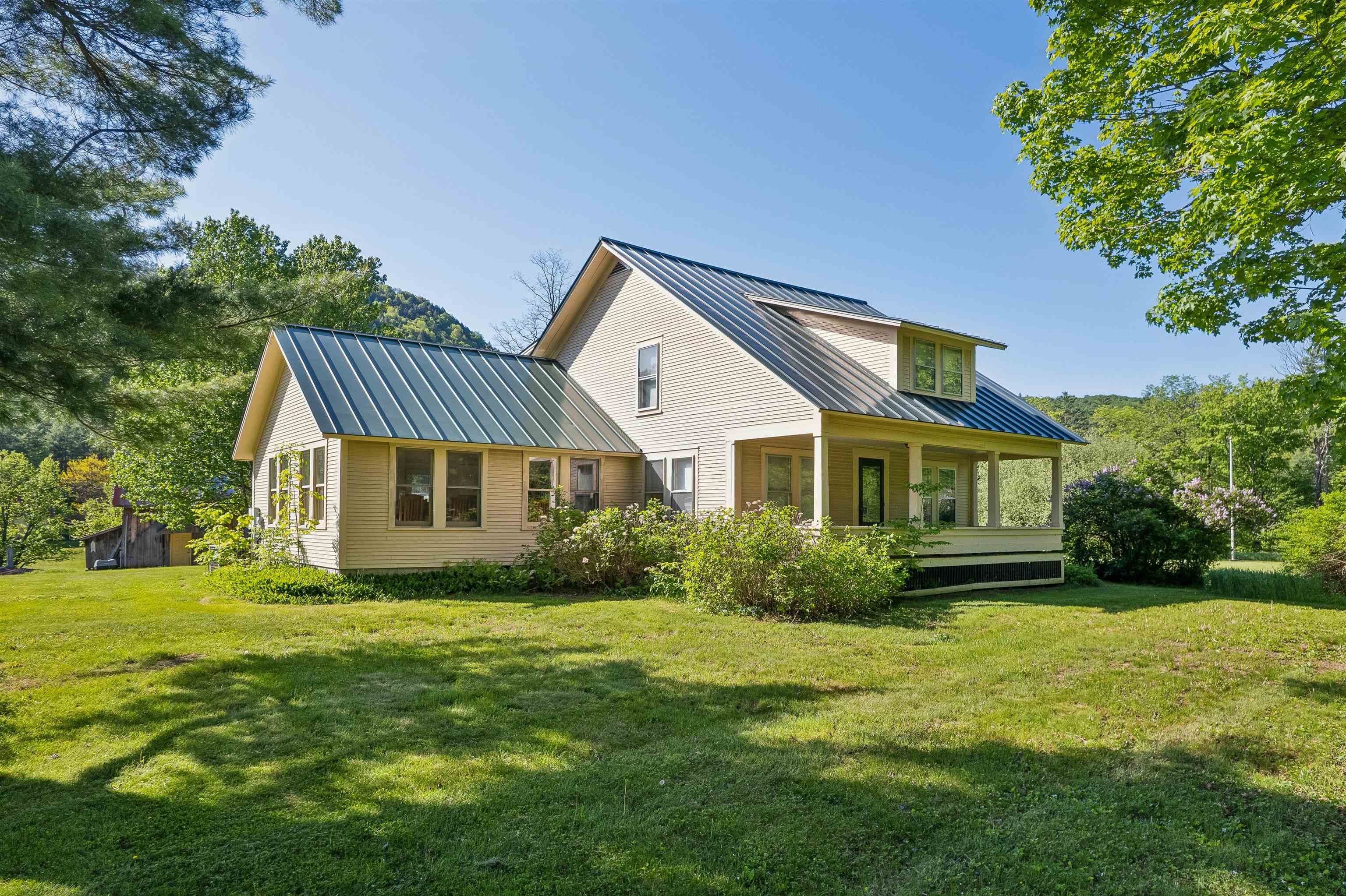 4 Larkin Road