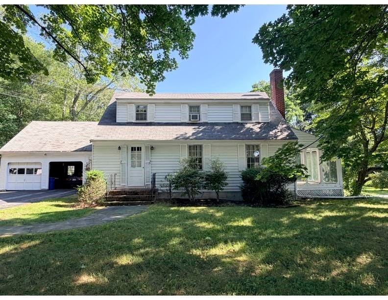 Photo of 5 Pages Lane, Hampton Falls, NH 03844 (MLS # 5103985)