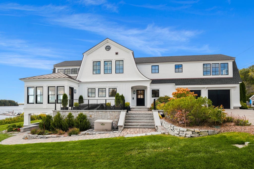 Photo of 32 Cedar Point Road, Durham, NH 03824 (MLS # 5114176)