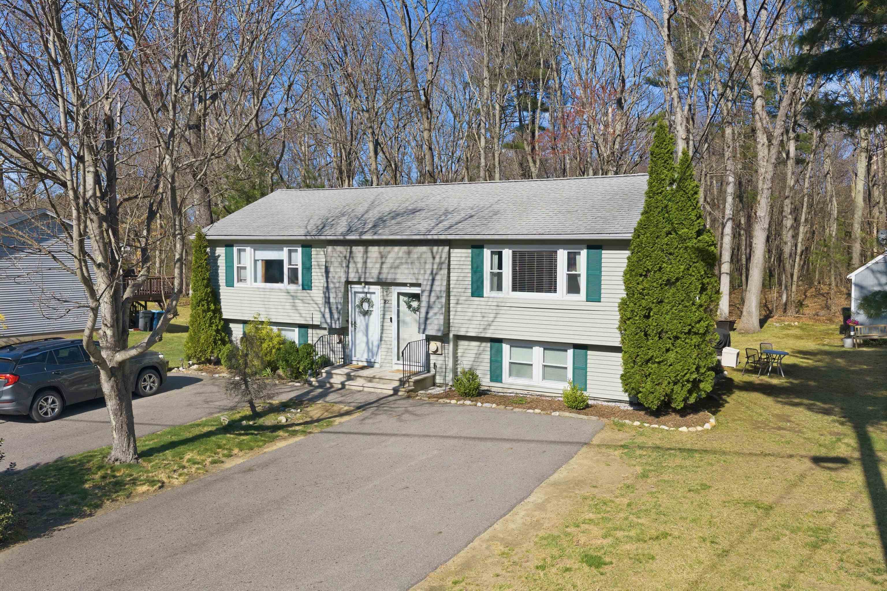22 Derryfield Road R