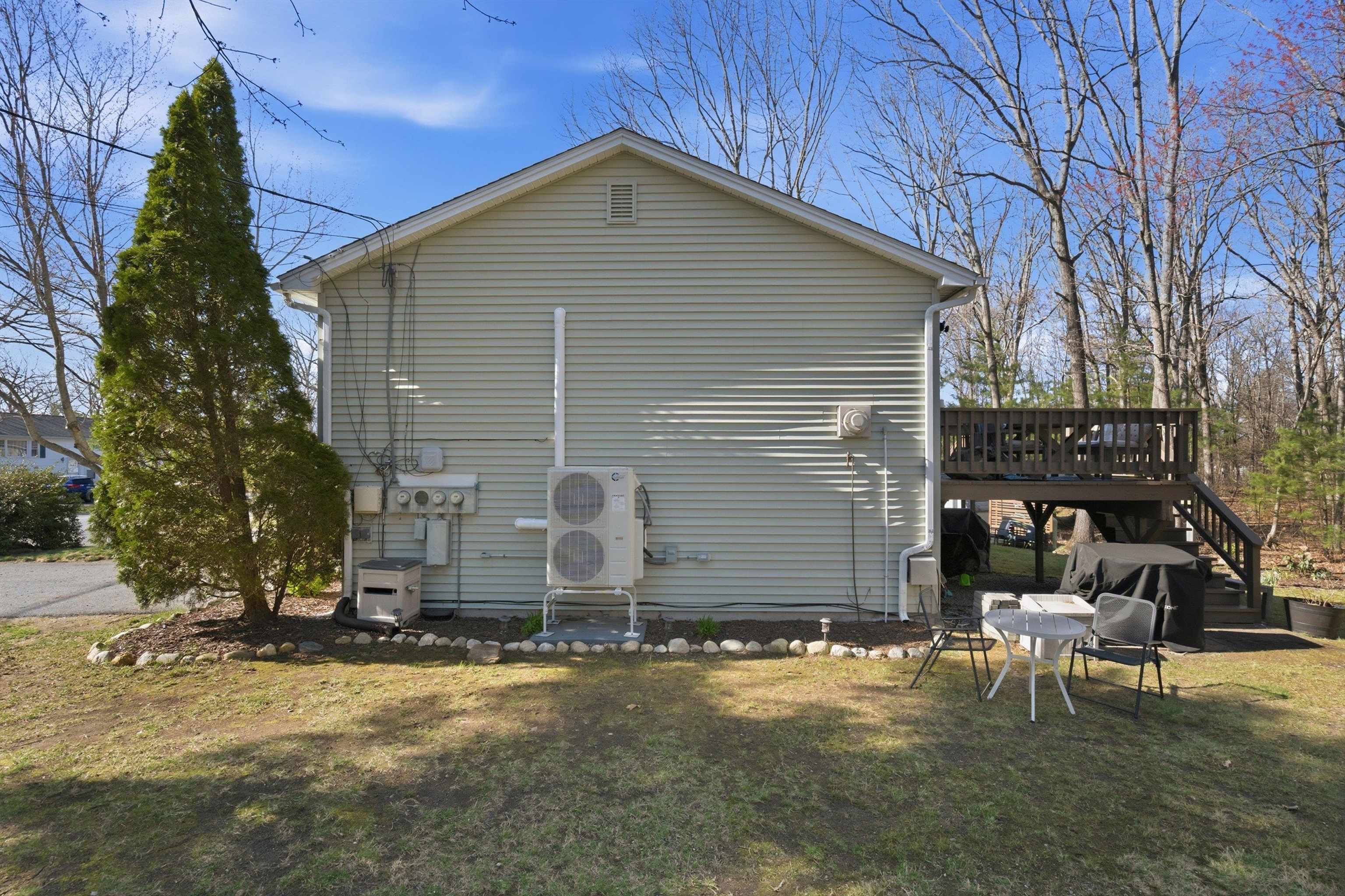 22 Derryfield Road R