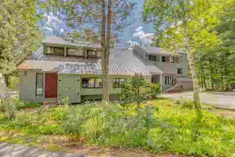 Photo of 76 Fox Run Road #Unit 2, Lincoln, NH 03251 (MLS # 5105373)