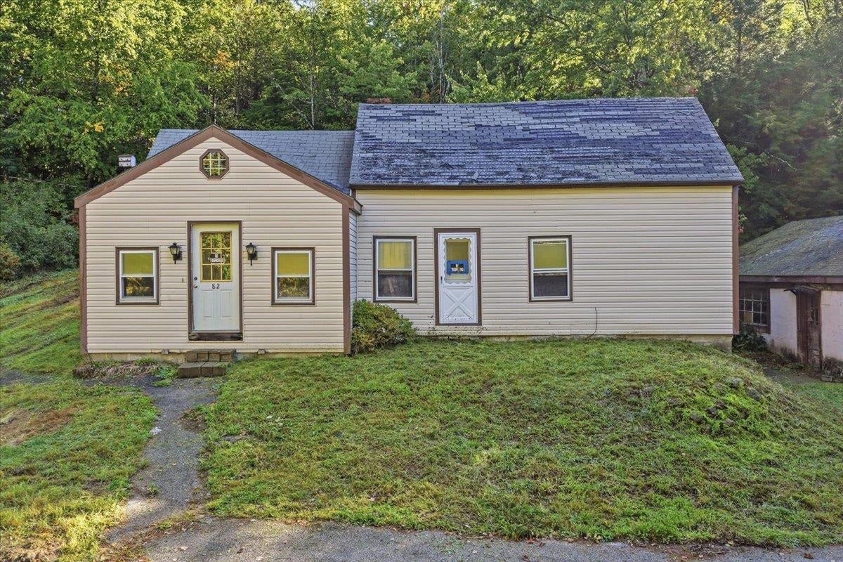 82 Pleasant Pond Road