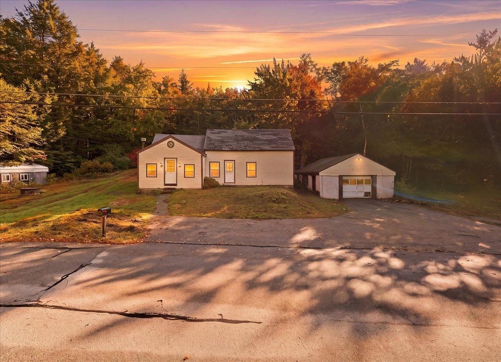 Photo of 82 Pleasant Pond Road, Francestown, NH 03043 (MLS # 5111195)