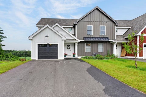 Photo of 9 Mustang Drive, Litchfield, NH 03052 (MLS # 5098839)